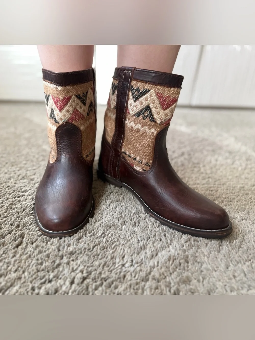 Handmade Women's Brown Leather Tan Patterned Western Cowboy Boots US 8 EUC